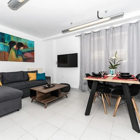 Maisonette Near Center Maisonette Apartment *